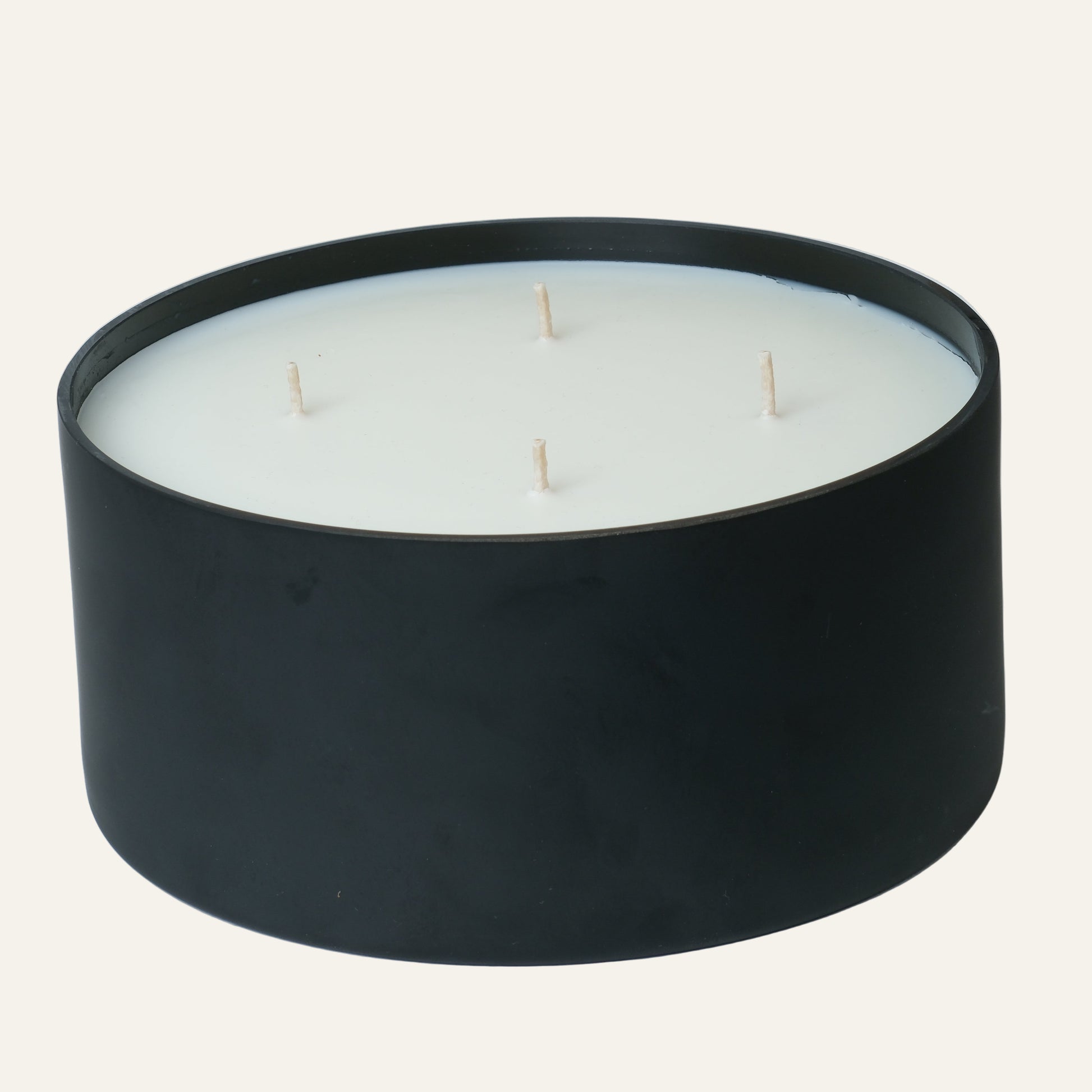 Megaluxe - Matte Black